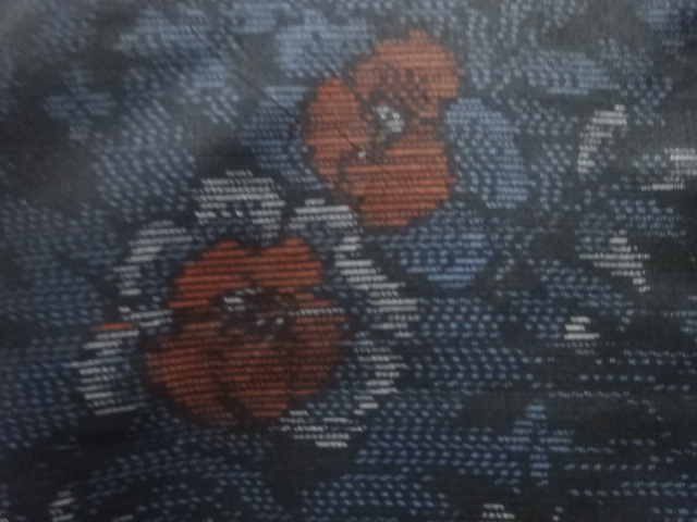  草花模様織り出し本場泥大島紬着物アンサンブル